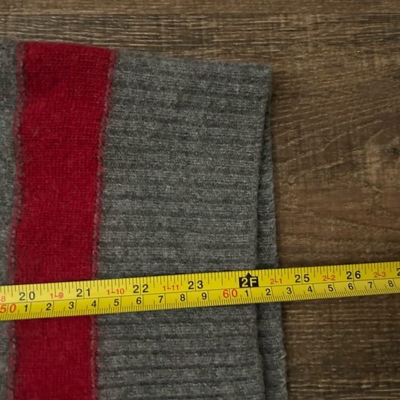 Vintage United Colors of Benetton wool sweater S-M good vintage condition rare! - Picture 11 of 12